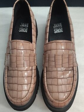 JANE AND THE SHOE Croc-Embossed Taupe Penny Loafers